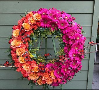 Butterfly kisses Standing Wreath