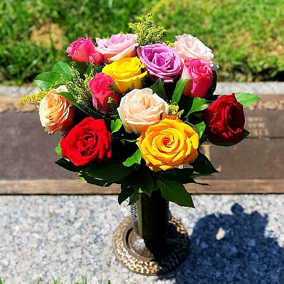 Fresh Roses Bouquet